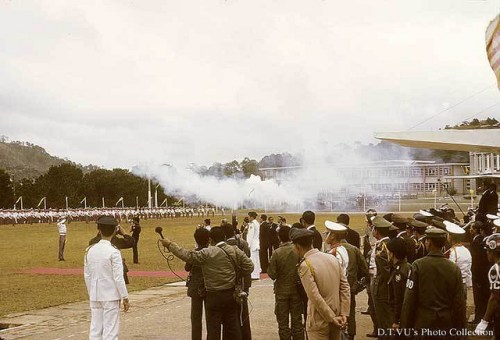 7008230153_f42cde43fa_z