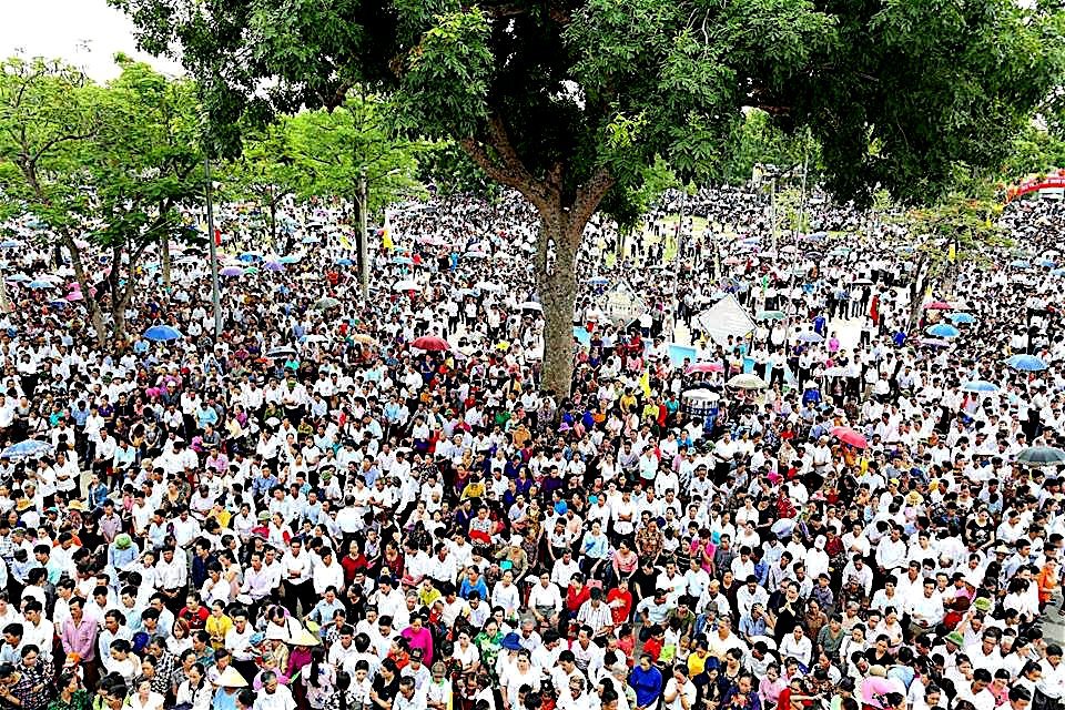 bieutinh-nghean-FB-DungMai-081516